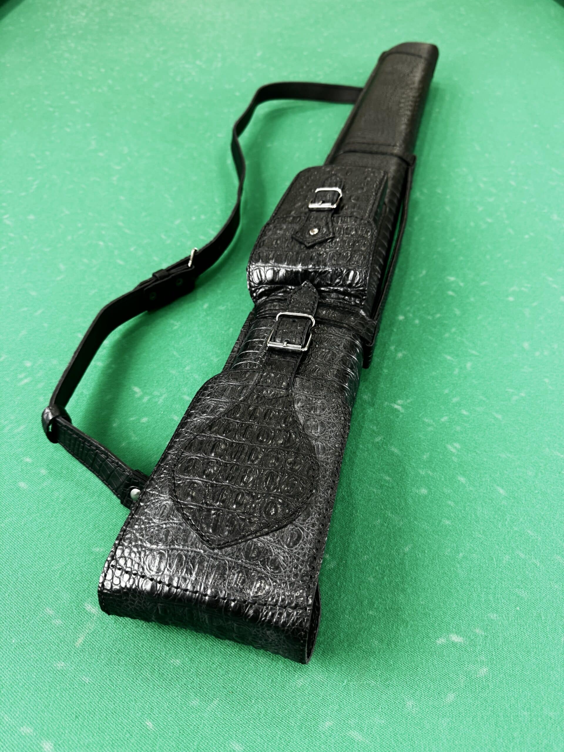 Колчан для бильярдного кия КЛАССИК черный кожаный крокодил (2)